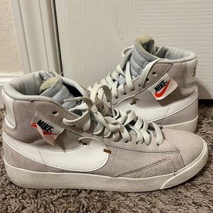 Nike Blazers high top